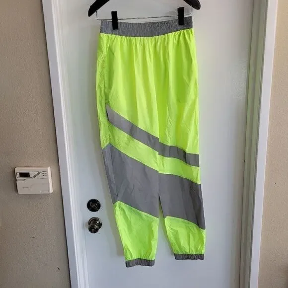 Hot and delicious windbreaker reflecting pants - Picture 2 of 3